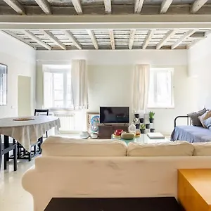  Apartamento Authentic Monti 5 Mins From Colosseum